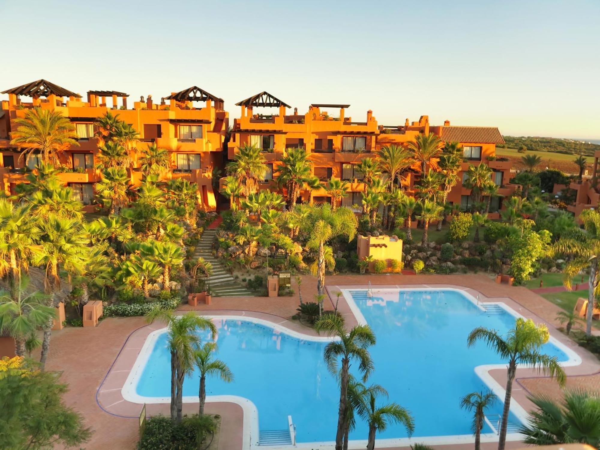 Aparthotel Novo Resort Novo Sancti Petri Extérieur photo